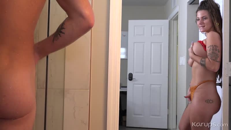 Flor indica su puta secreta [todo sexo, duro, mamada, tetas grandes]