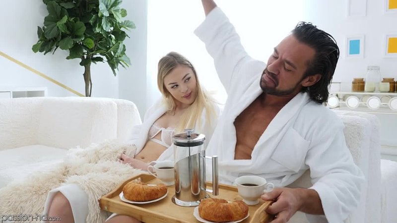 Amber moore buenos días [todo sexo, duro, mamada, gonzo]